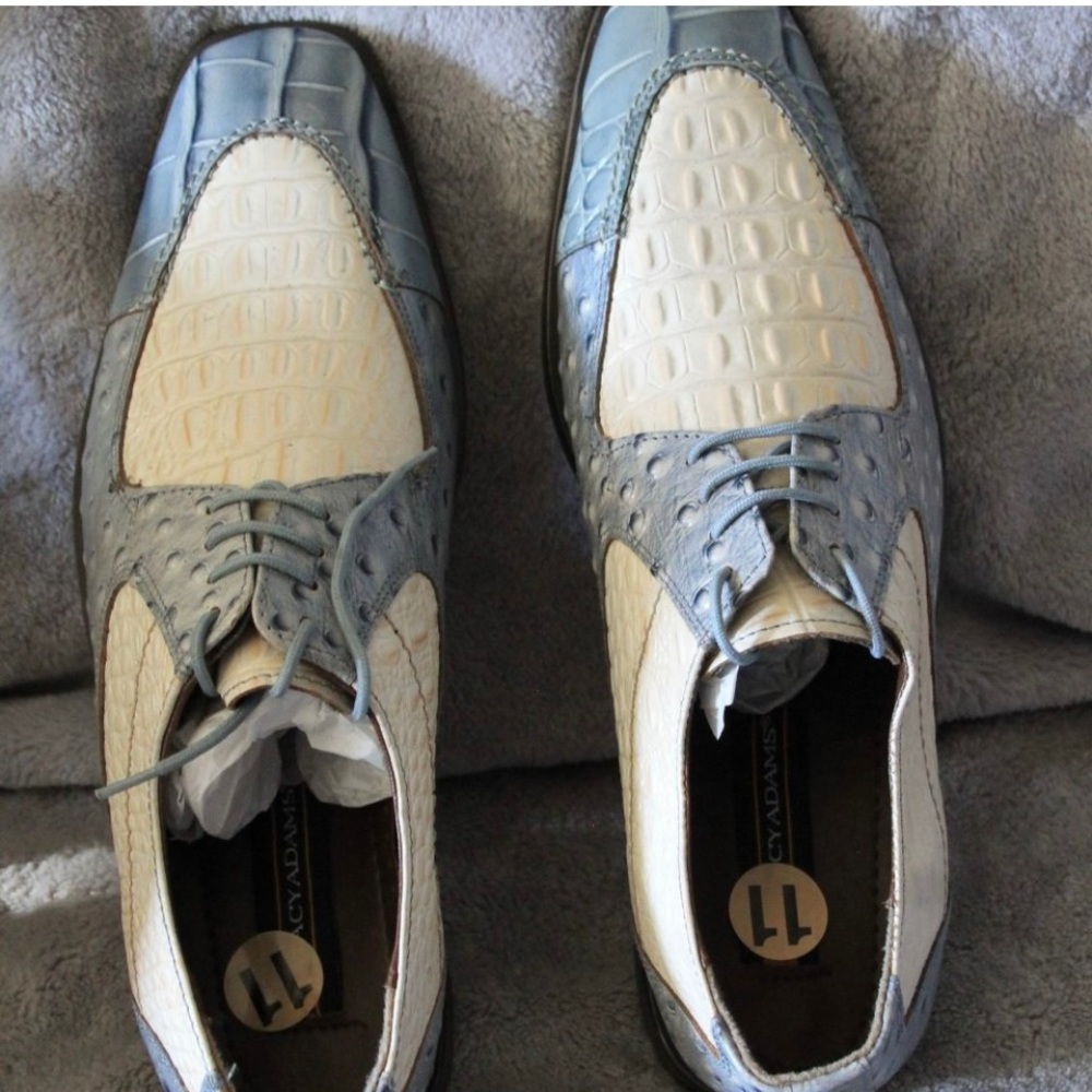 Saddle back style shoes